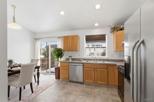 9391 Jacob Lane, Cicero, NY 13029