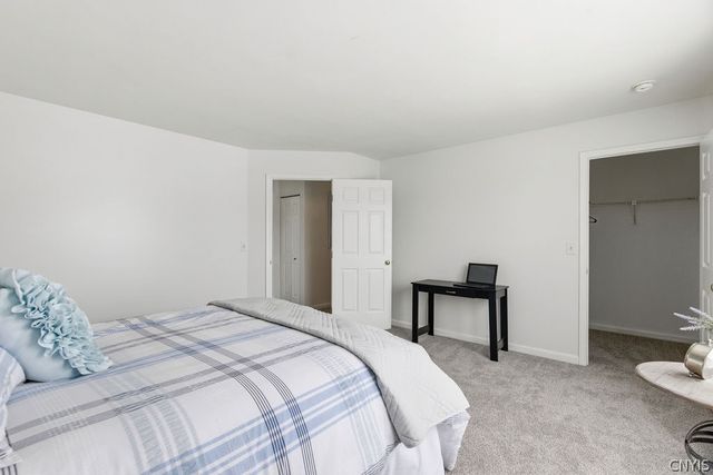 9391 Jacob Lane, Cicero, NY 13029