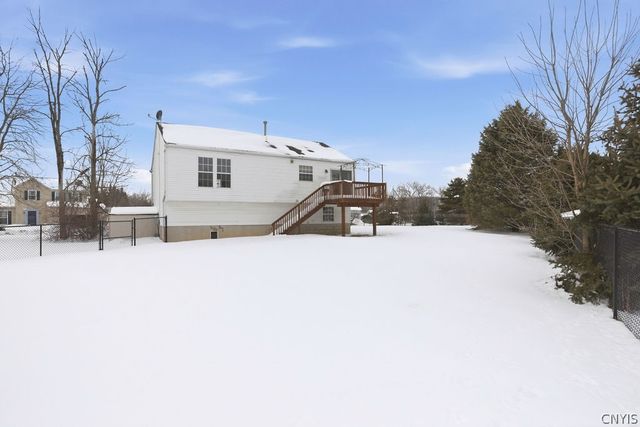 9391 Jacob Lane, Cicero, NY 13029