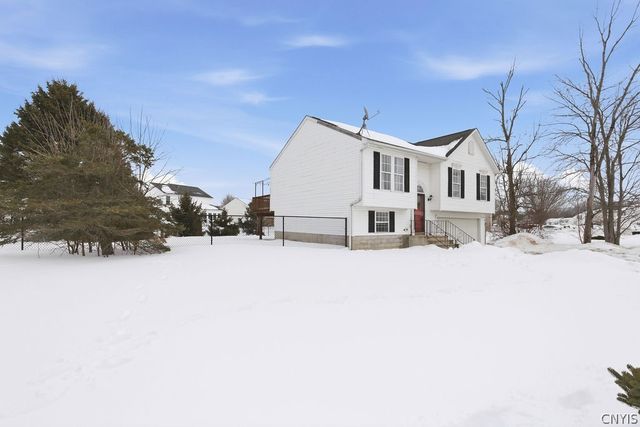 9391 Jacob Lane, Cicero, NY 13029