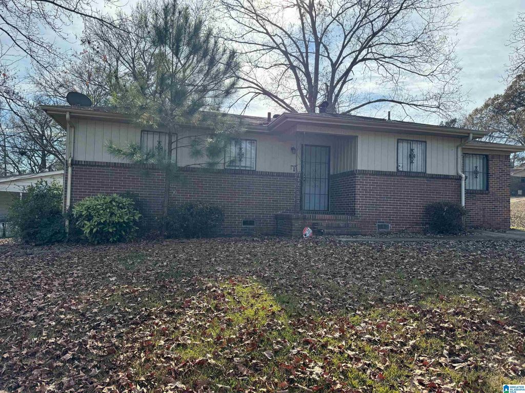 1400 FREDA DRIVE, Midfield, AL 35228
