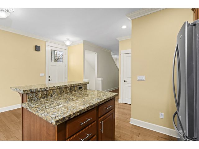 1580 Sw 58TH Ave 1, Portland, OR 97221