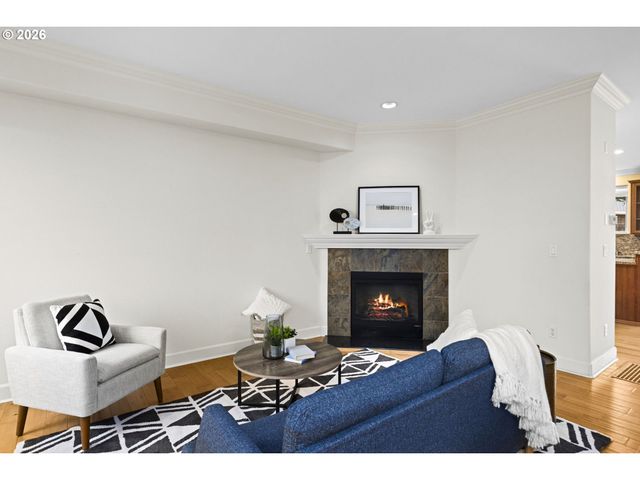 1580 Sw 58TH Ave 1, Portland, OR 97221