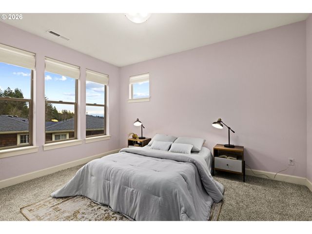 1580 Sw 58TH Ave 1, Portland, OR 97221