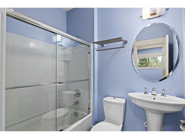 1580 Sw 58TH Ave 1, Portland, OR 97221