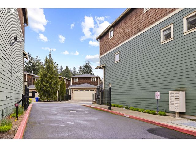 1580 Sw 58TH Ave 1, Portland, OR 97221