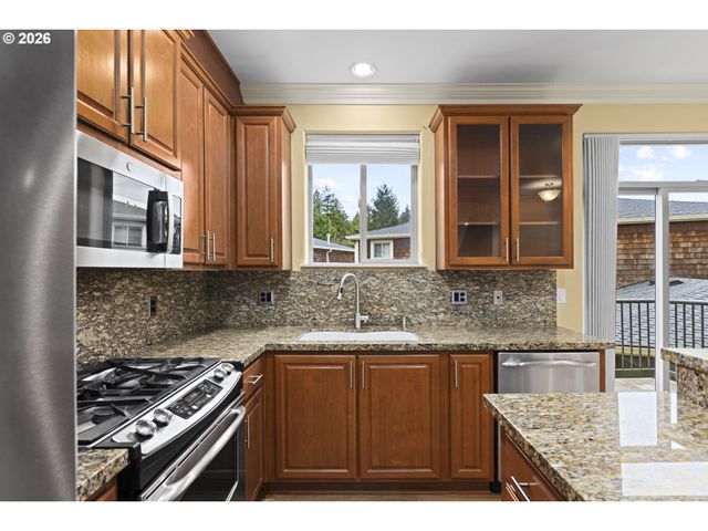 1580 Sw 58TH Ave 1, Portland, OR 97221