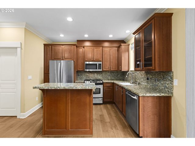 1580 Sw 58TH Ave 1, Portland, OR 97221