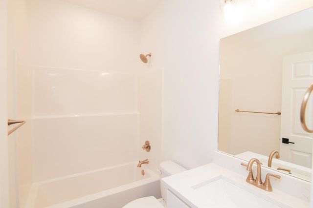 1204 Douglas, Longview, TX 75602