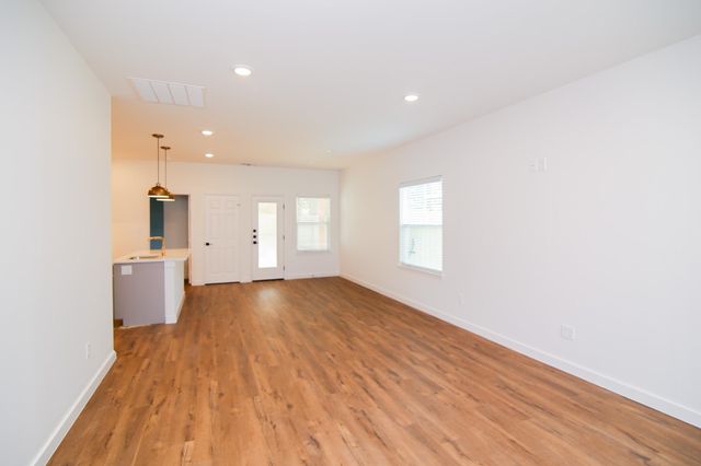 1204 Douglas, Longview, TX 75602