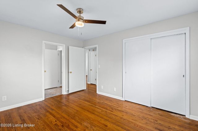 8600 Perry Rd, Louisville, KY 40222