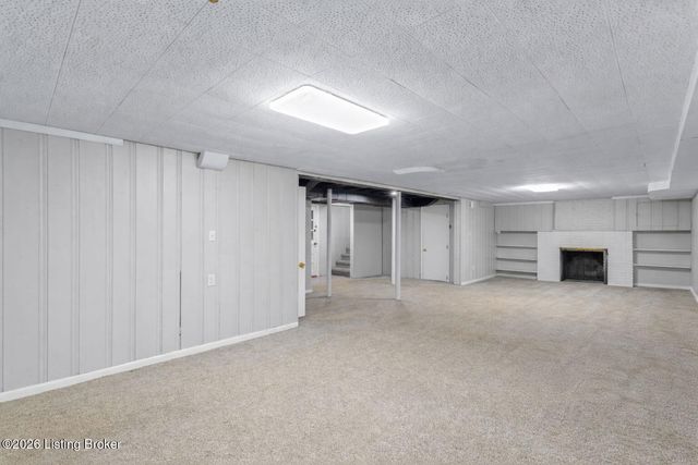 8600 Perry Rd, Louisville, KY 40222