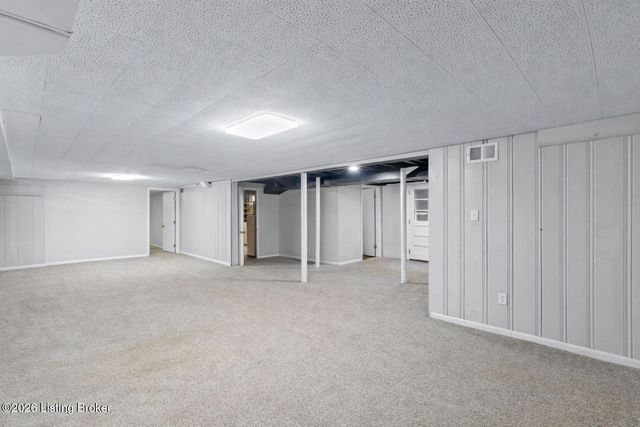 8600 Perry Rd, Louisville, KY 40222