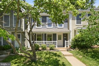 1579 POPLAR GROVE DR, Reston, VA 20194