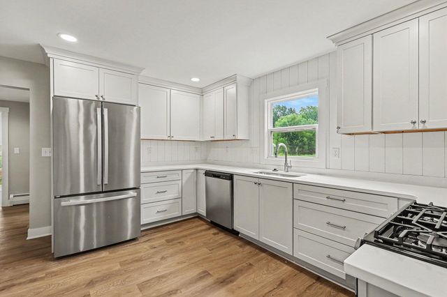 8112 72nd Avenue, Hudsonville, MI 49426