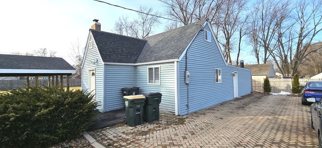 36107 N Green Bay Road, Waukegan, IL 60087