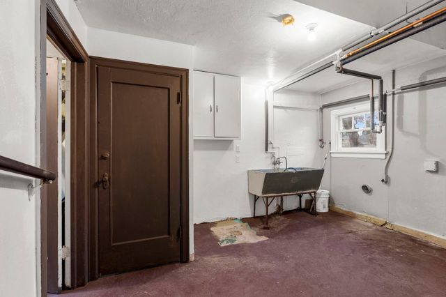 106 E 29th Ave, Spokane, WA 99203