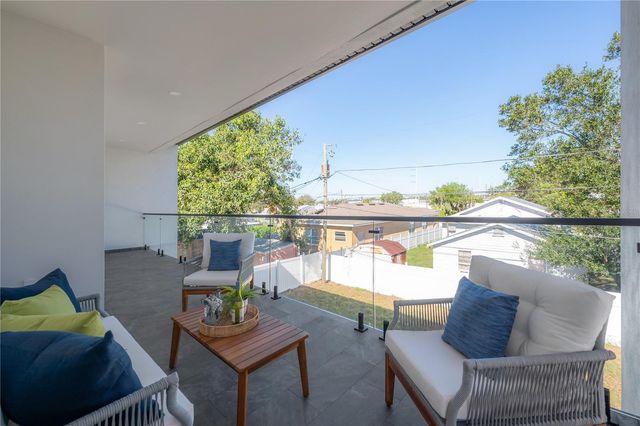 2721 17TH AVENUE N, St Petersburg, FL 33713