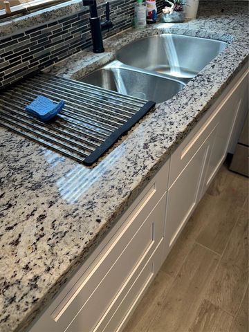 3048 E Sunrise Lakes Drive 421, Sunrise, FL 33322