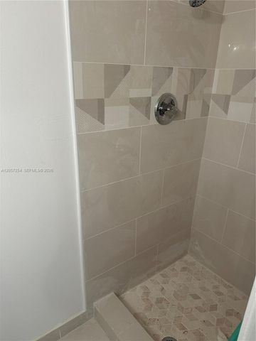 3048 E Sunrise Lakes Drive 421, Sunrise, FL 33322