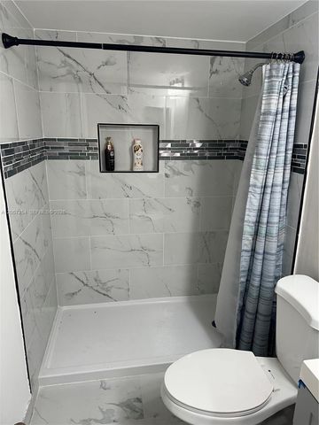 3048 E Sunrise Lakes Drive 421, Sunrise, FL 33322