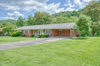 221 Obey Drive, Celina, TN 38551