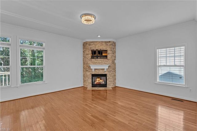 949 Oakland AVE, Virginia Beach, VA 23454