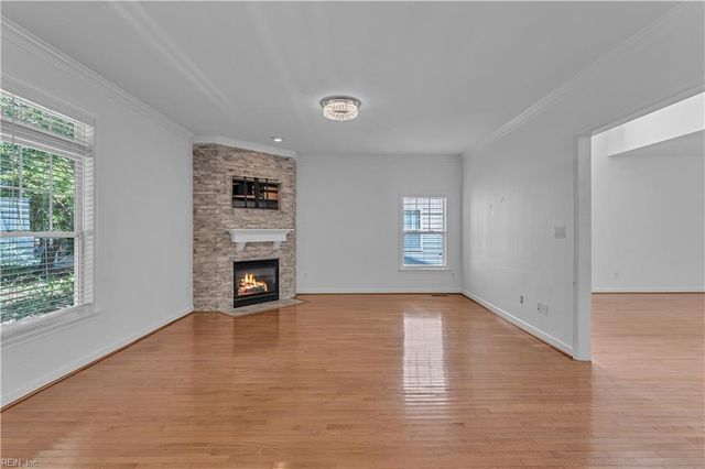 949 Oakland AVE, Virginia Beach, VA 23454