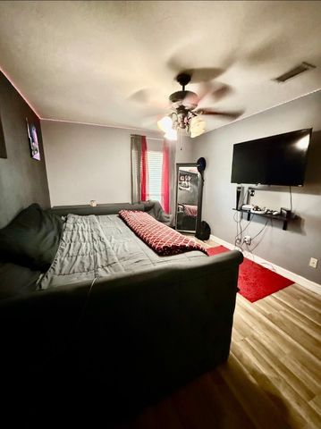 3 Holden Circle, The Colony, TX 75056