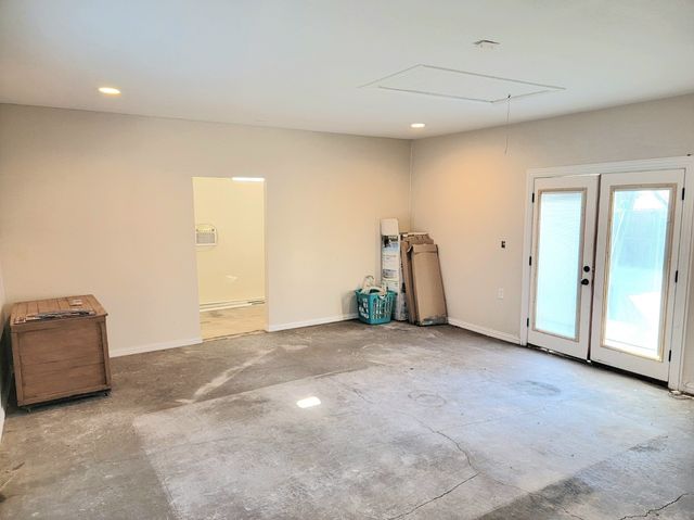 3 Holden Circle, The Colony, TX 75056