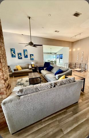 3 Holden Circle, The Colony, TX 75056