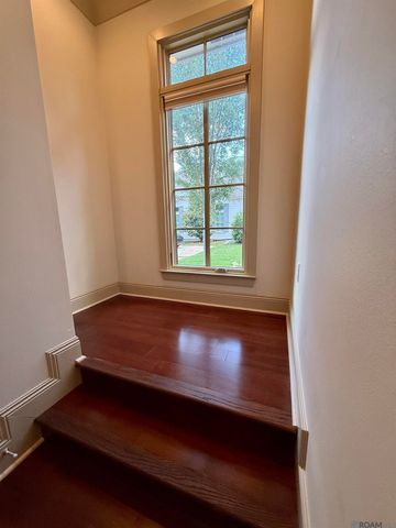 7037 Etage Ct, Baton Rouge, LA 70806