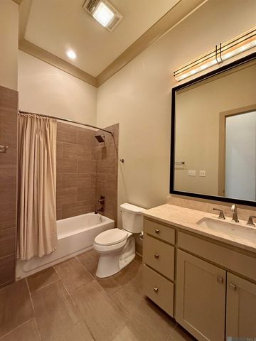 7037 Etage Ct, Baton Rouge, LA 70806