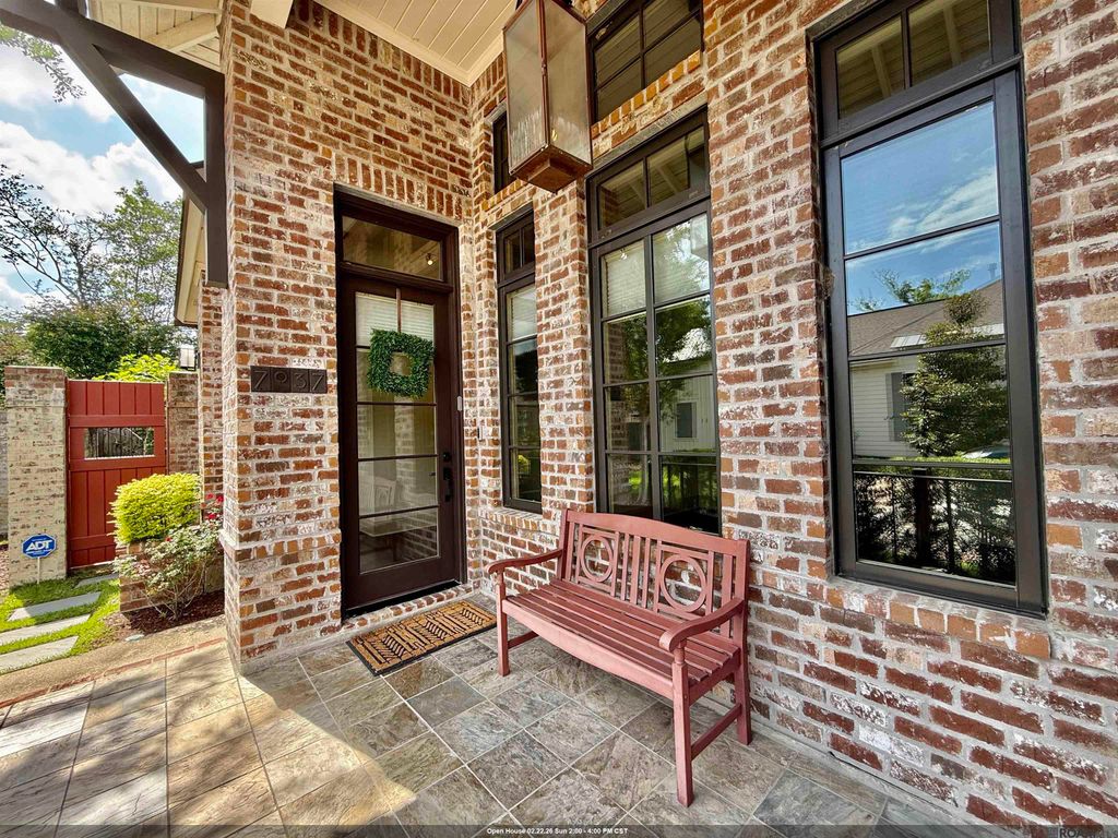 7037 Etage Ct, Baton Rouge, LA 70806