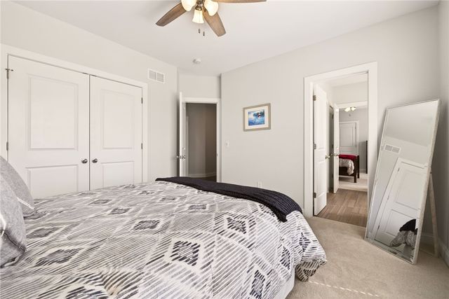 7162 Piper Meadow Drive, Victor, NY 14564