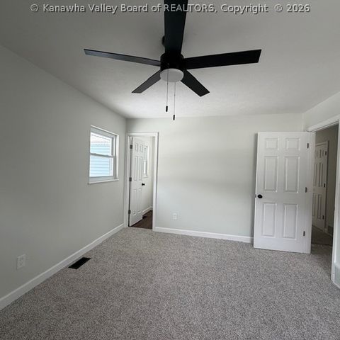 105 Brookhaven Circle, Nitro, WV 25143