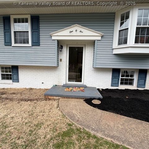 105 Brookhaven Circle, Nitro, WV 25143