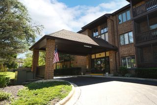 7737 W Golf Drive 201, Palos Heights, IL 60463