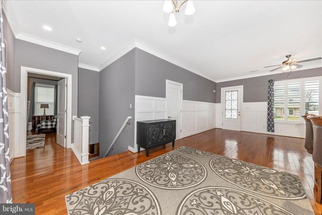 210 AYLESBURY LN, Martinsburg, WV 25403