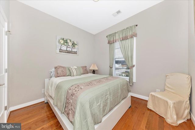 210 AYLESBURY LN, Martinsburg, WV 25403