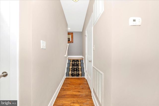 210 AYLESBURY LN, Martinsburg, WV 25403