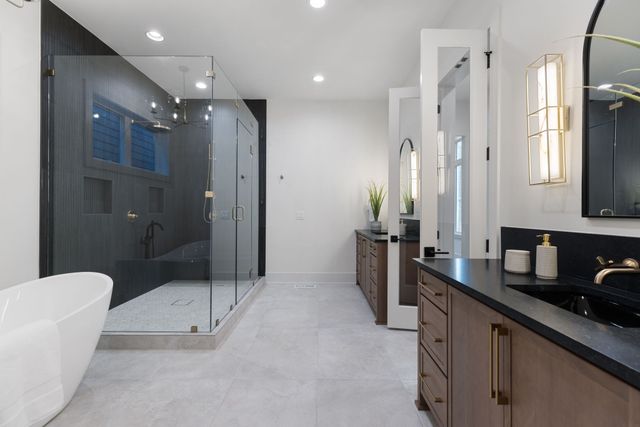 1122A Biltmore Dr, Nashville, TN 37204