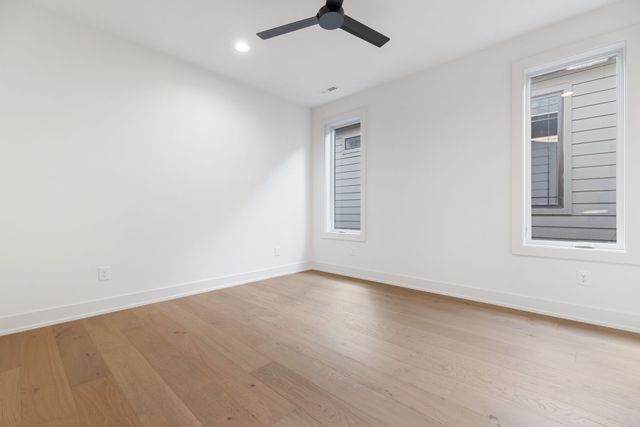 1122A Biltmore Dr, Nashville, TN 37204