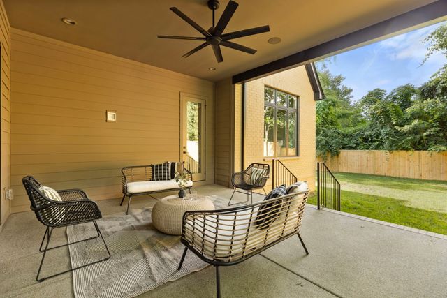 1122A Biltmore Dr, Nashville, TN 37204