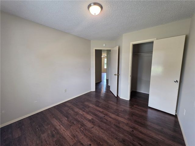2703 W Beech Street, Rogers, AR 72756