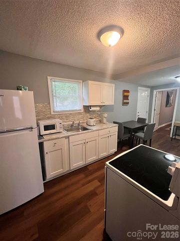 1901 Irma Street, Charlotte, NC 28216