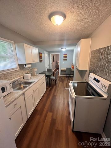 1901 Irma Street, Charlotte, NC 28216