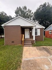 1901 Irma Street, Charlotte, NC 28216