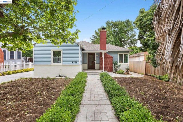 2930 Knoll Dr, Concord, CA 94520