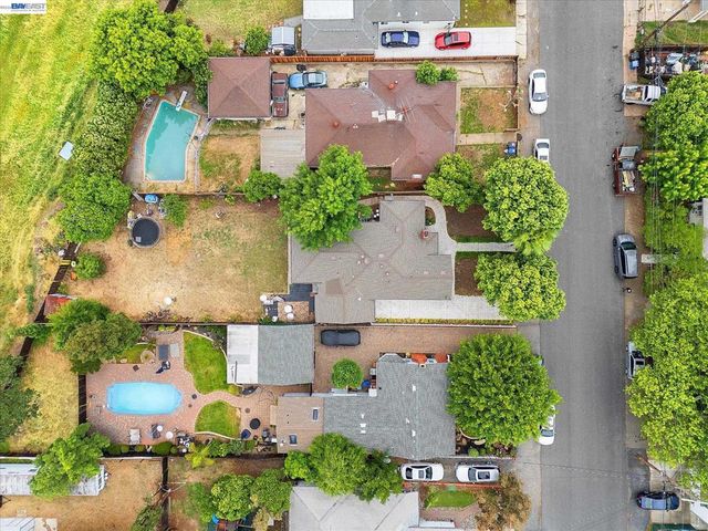 2930 Knoll Dr, Concord, CA 94520
